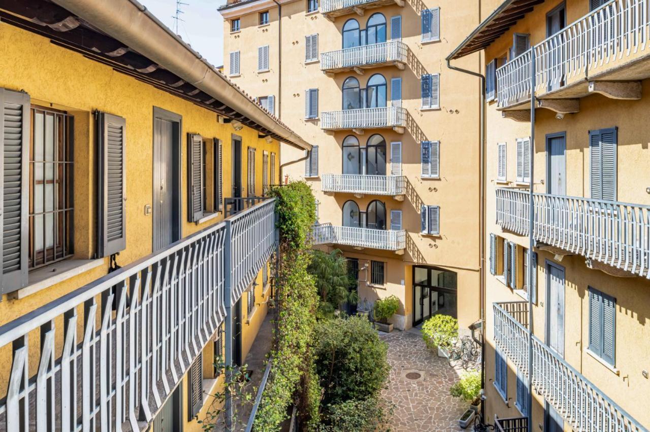 Easylife - Romantico Appartamento Sulla Darsena Milano Eksteriør billede