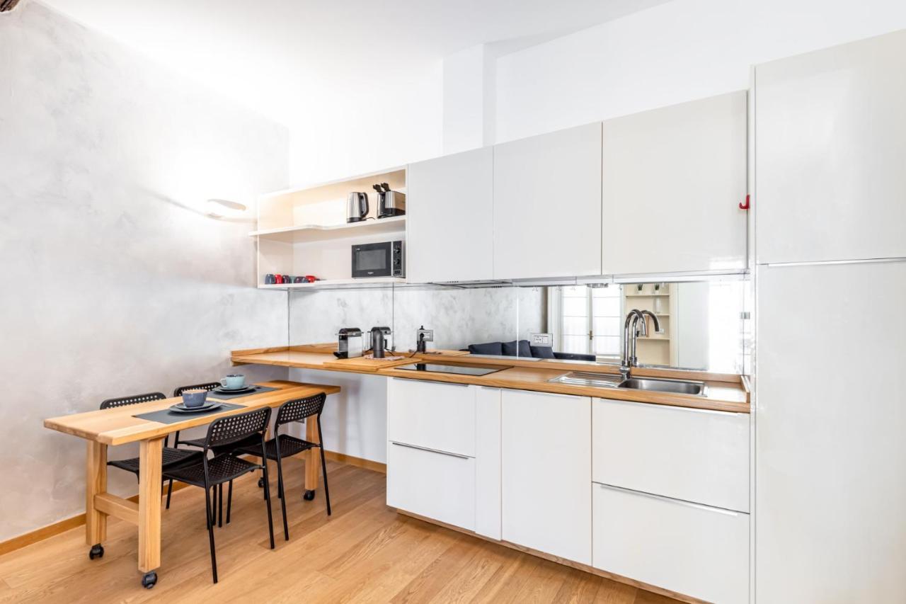 Easylife - Romantico Appartamento Sulla Darsena Milano Eksteriør billede